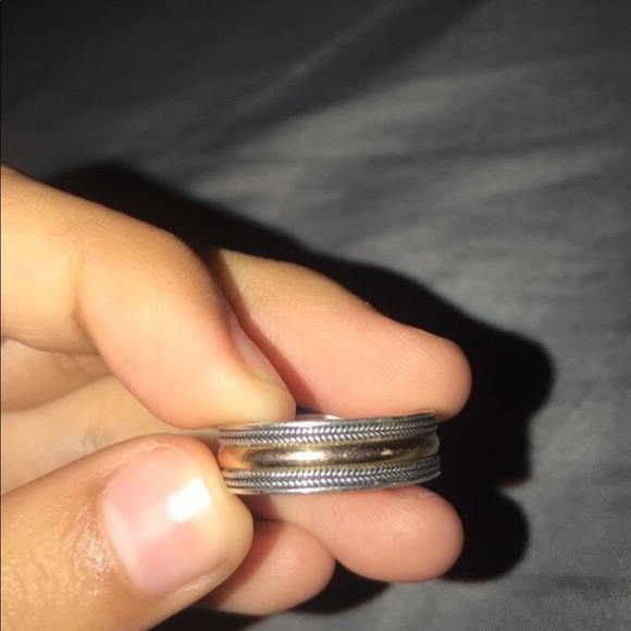 Ring - Picture 2 of 2